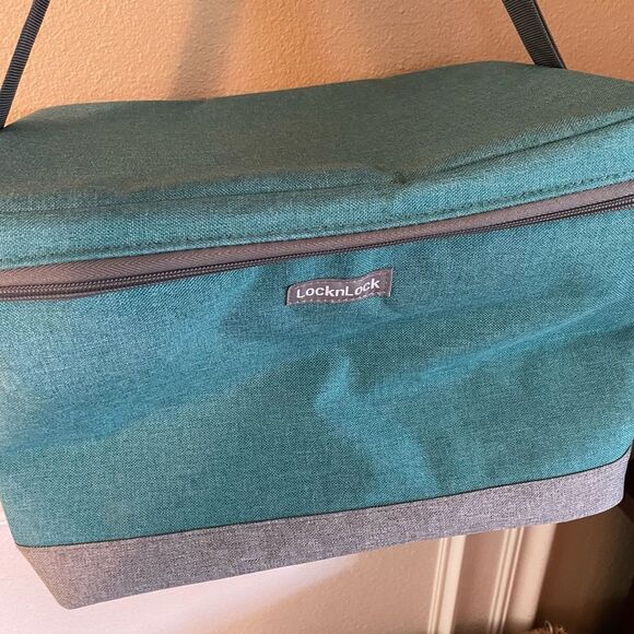 Locknlock Portable Personal Cooler - Picture 1 of 14
